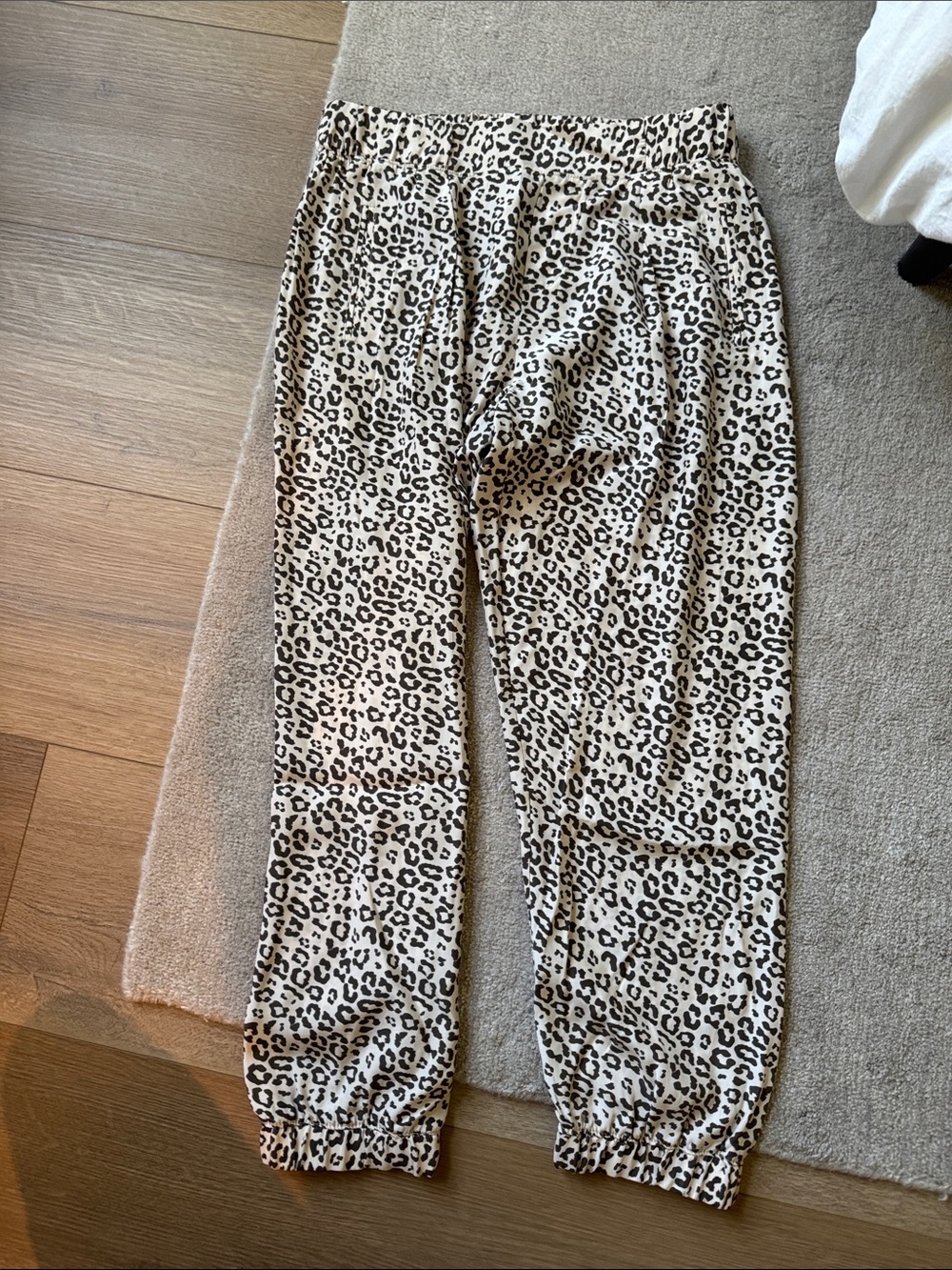 ATM Anthony Thomas Melillo Leopard Print Jogger Pants - Beige & Black